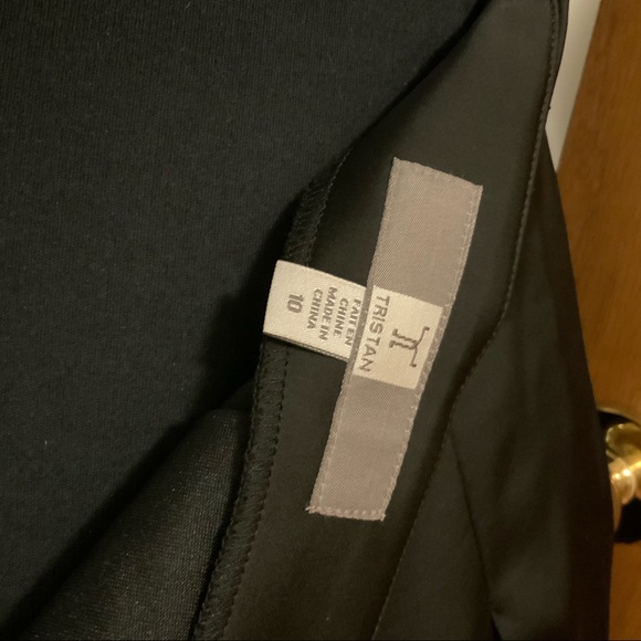 Midi-length Black Satin Skirt with Front Bow Detail - Picture 4 of 4